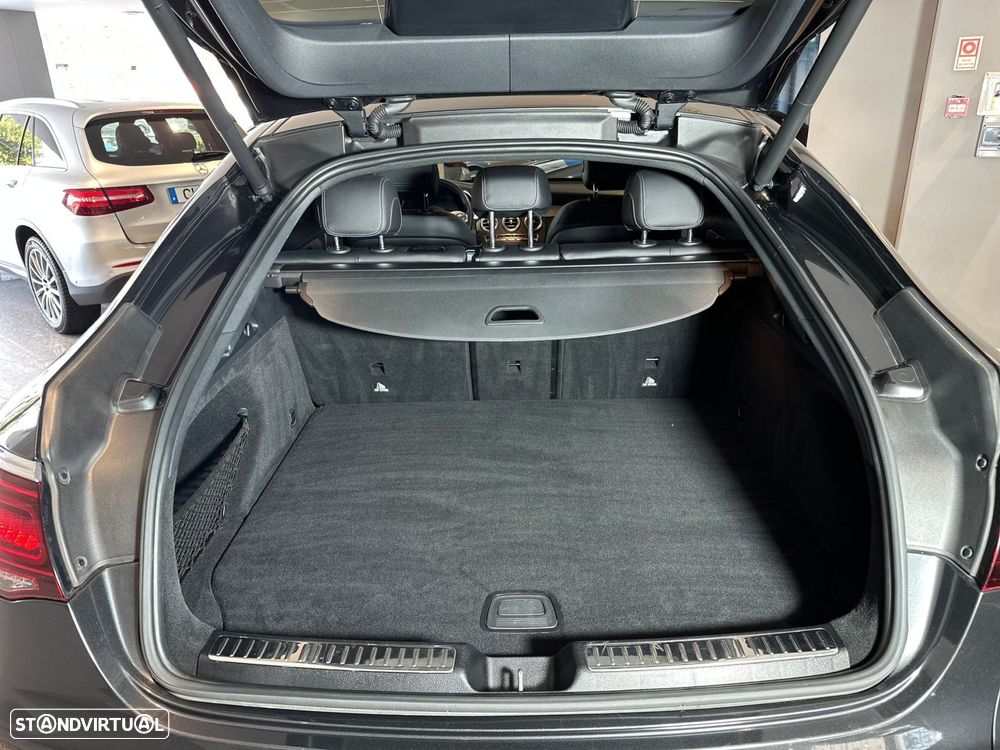 Mercedes-Benz GLC 300 de Coupe 4Matic 9G-TRONIC AMG Line - 36