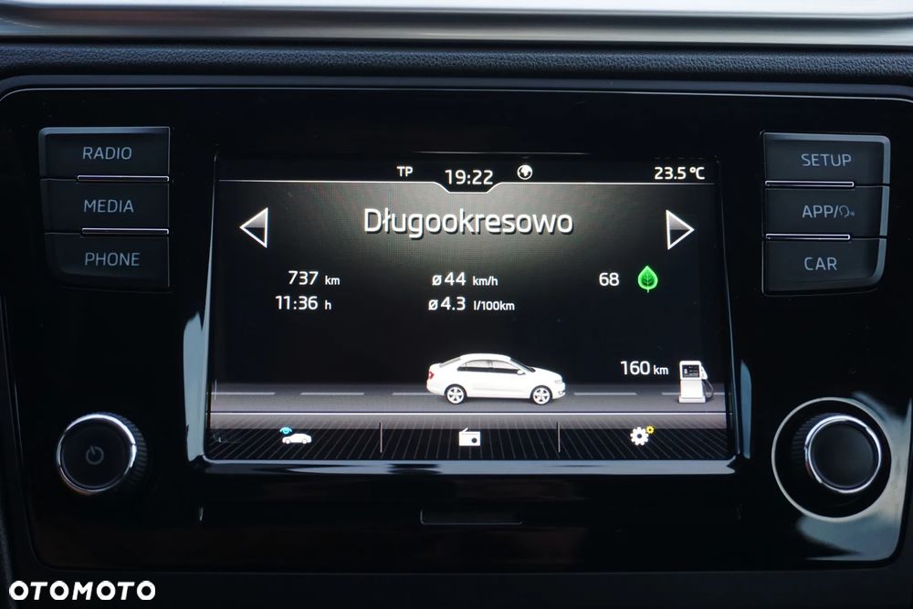 Skoda RAPID 1.0 TSI Style - 28