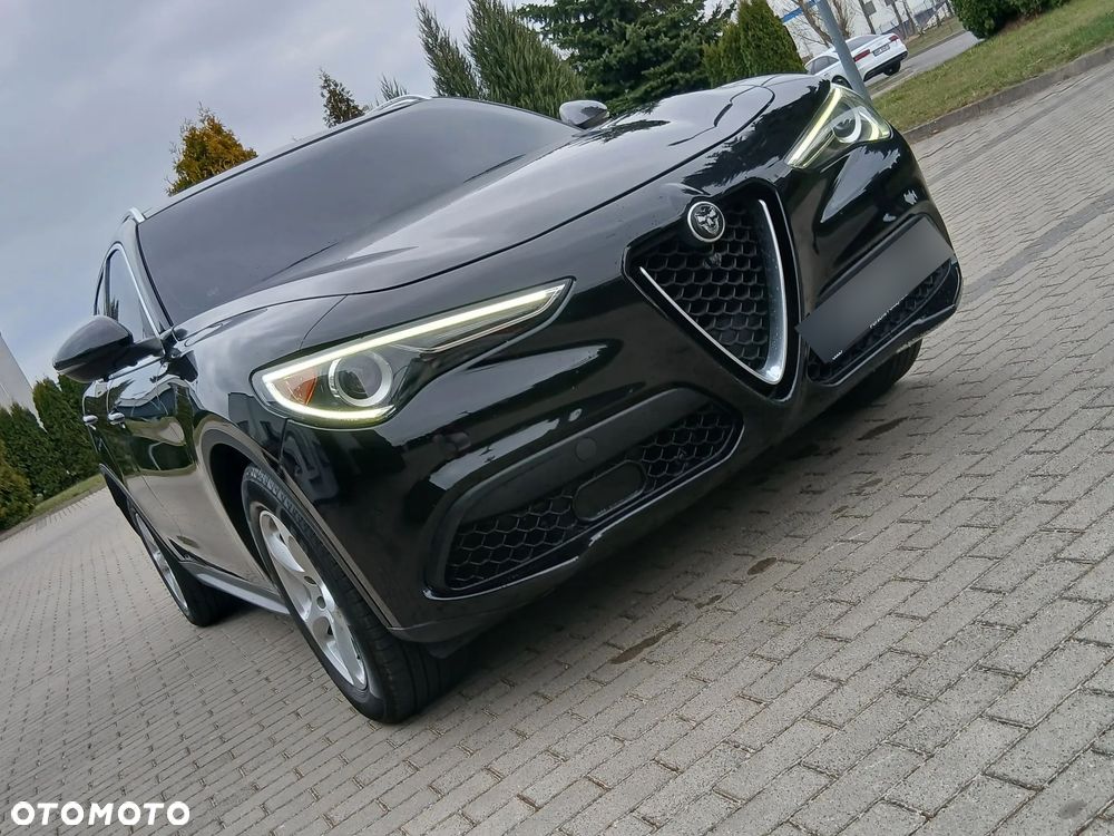 Alfa Romeo Stelvio 2.0 Turbo 16V AT8-Q4 Executive - 10