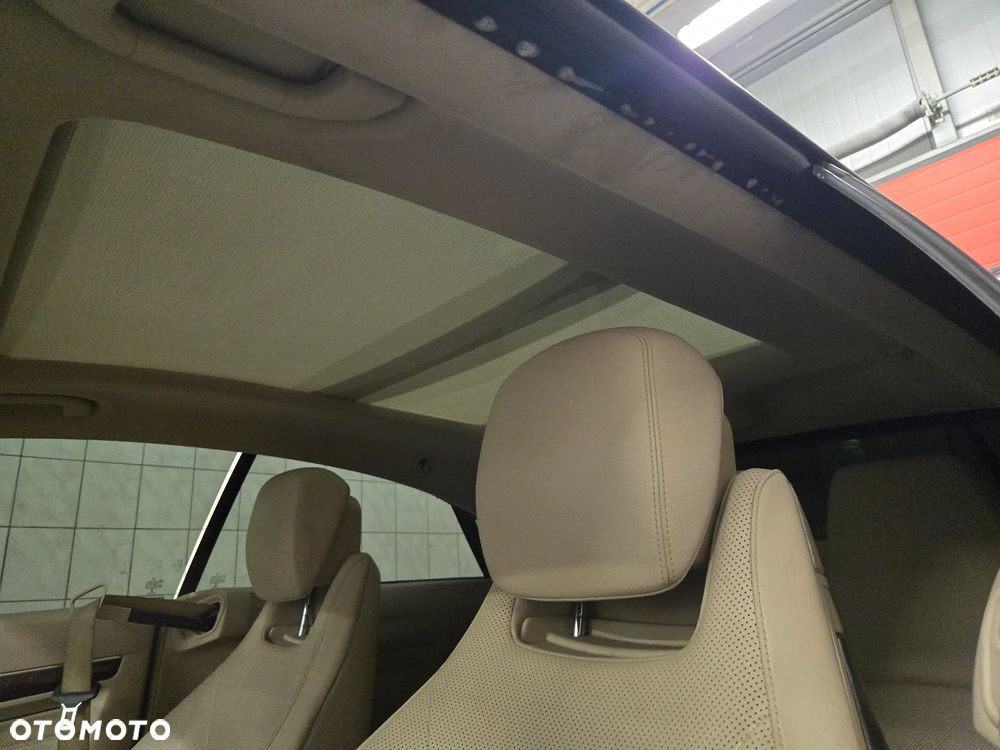 Mercedes-Benz Klasa E 350 4Matic 7G-TRONIC - 18