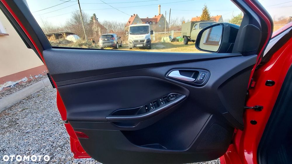 Ford Focus 1.5 EcoBoost STart-Stopp-System ST-LINE - 5