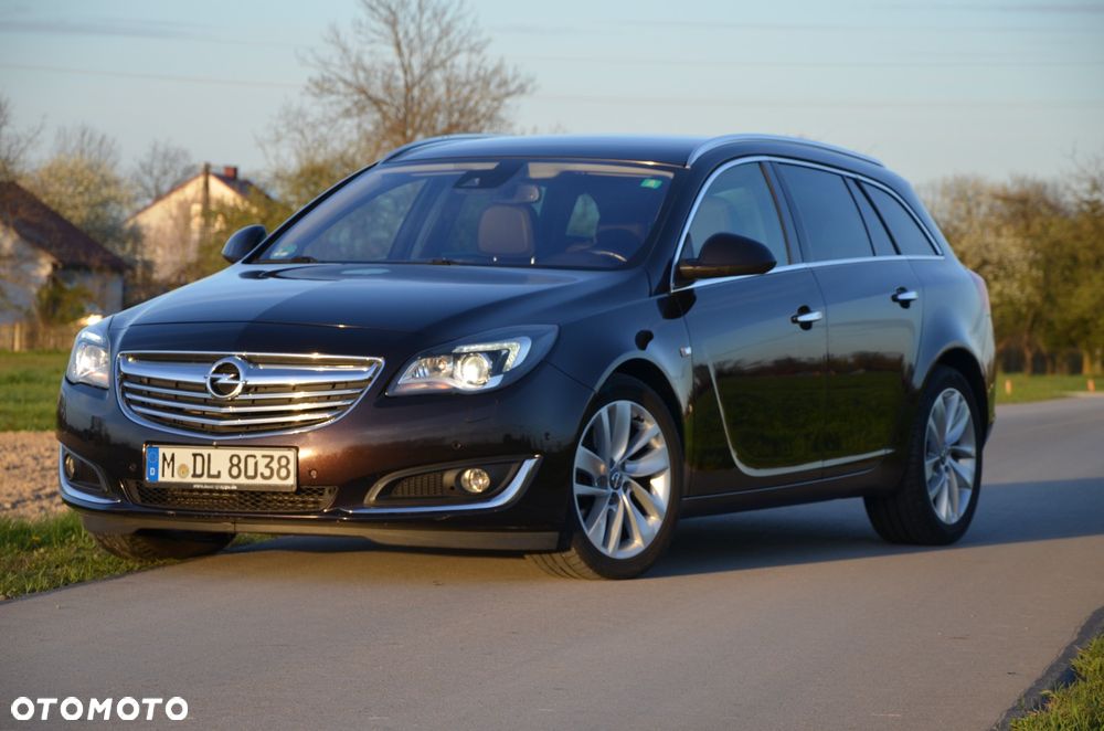 Opel Insignia 2.0 CDTI Cosmo S&S - 24