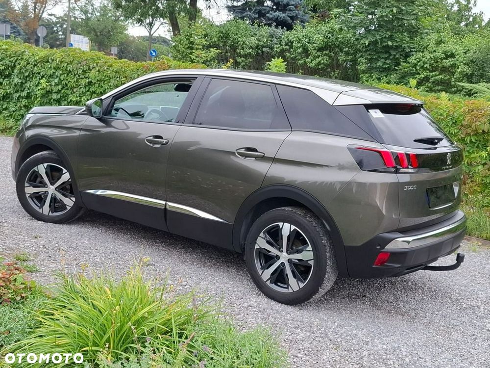 Peugeot 3008 PureTech 130 Stop & Start GPF Allure - 16