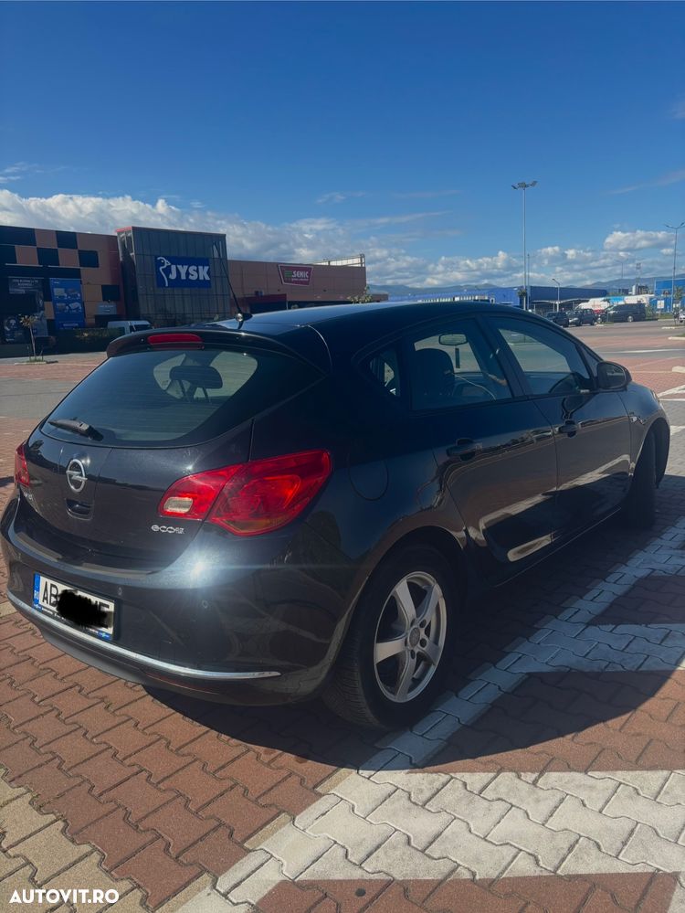Opel Astra 1.6 CDTI DPF ecoFLEX Start/Stop Style - 4