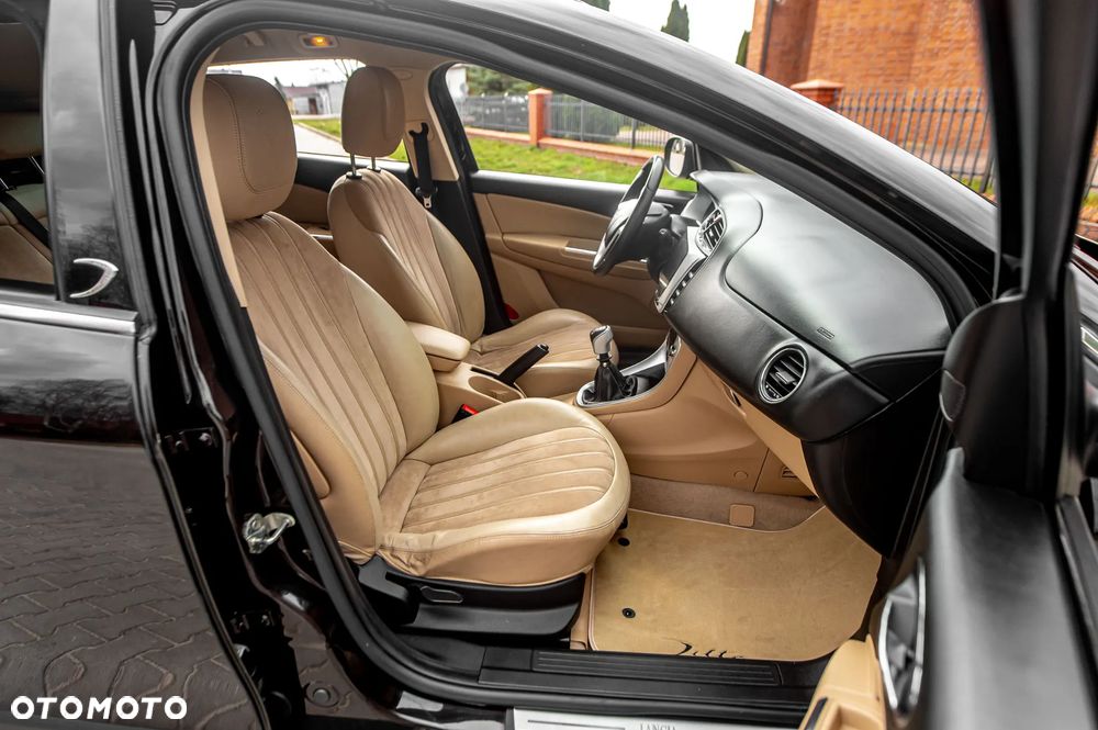 Lancia Delta 1.4 MultiAir 16v Platinum - 7