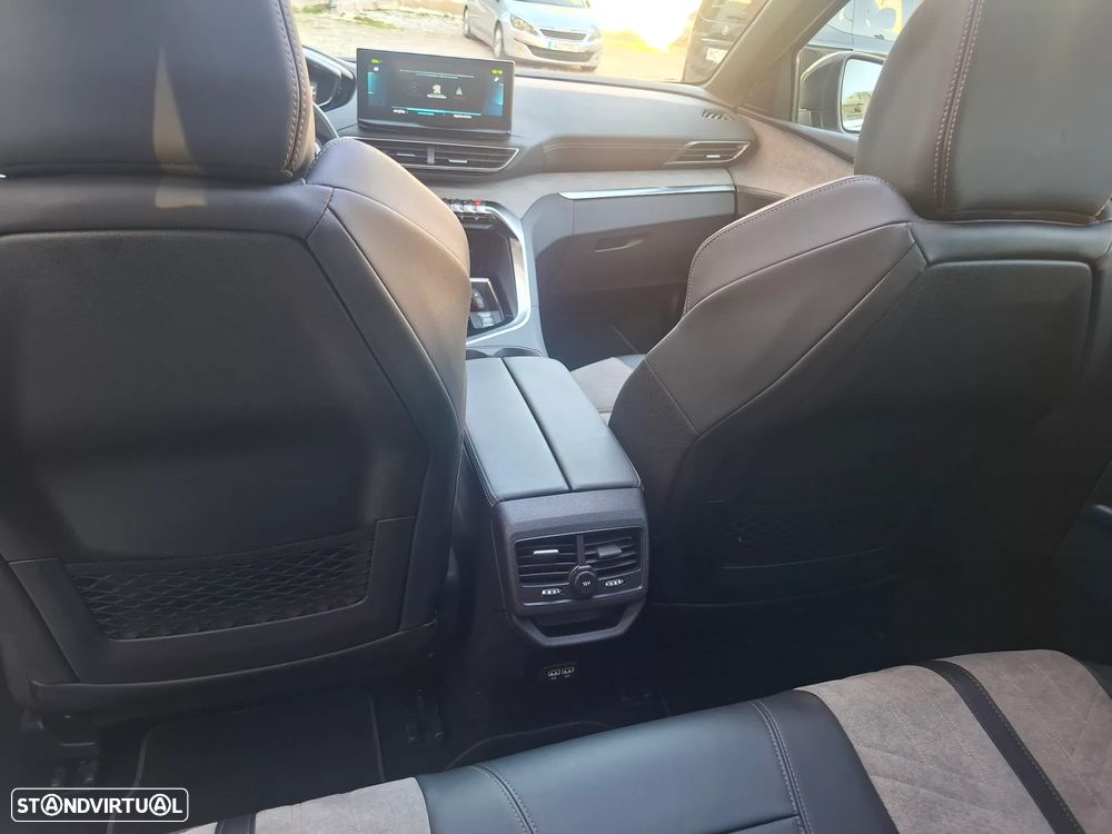 Peugeot 3008 1.6 Hybrid4 GT Pack e-EAT8 - 36