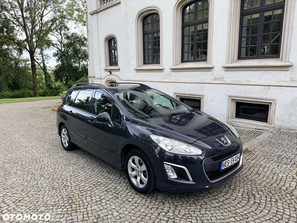 Peugeot 308 - 1