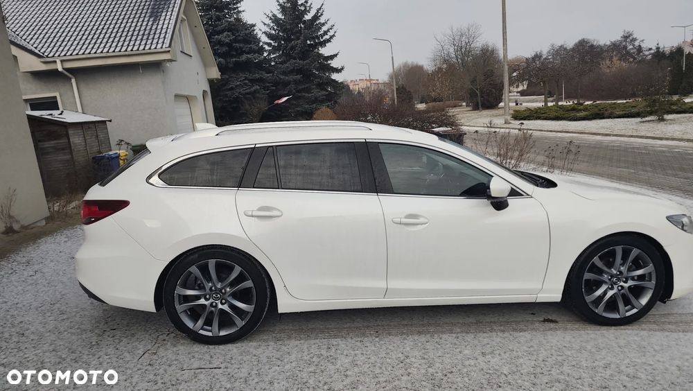 Mazda 6 2.0 Exclusive + - 19