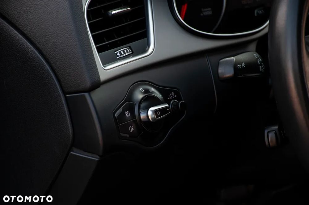 Audi A4 Limousine 1.8 TFSI S line Sportpaket - 37