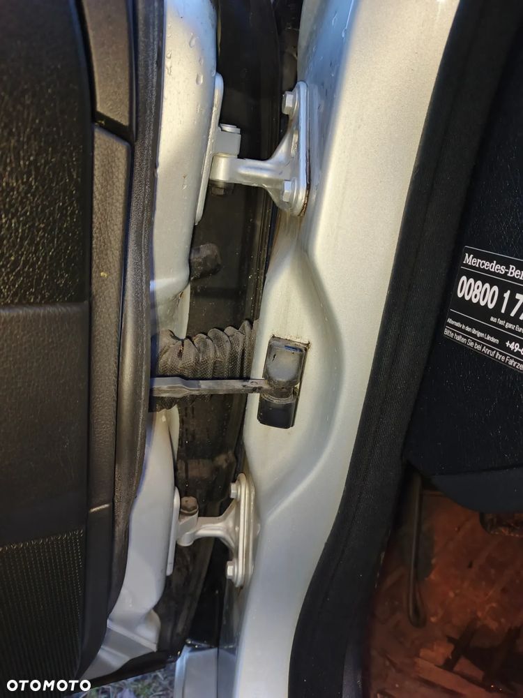 Mercedes-Benz Klasa E 220 CDI Elegance - 12