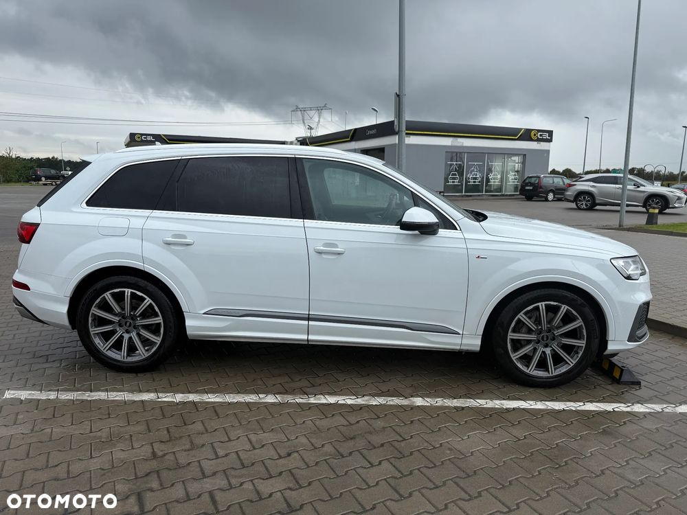 Audi Q7 - 4