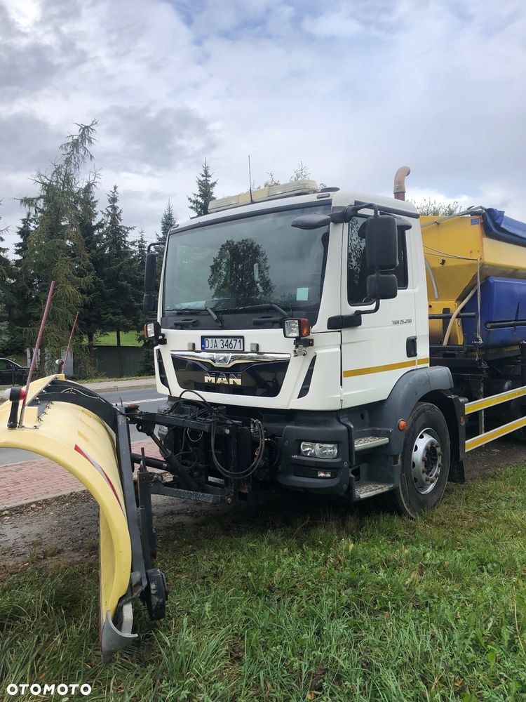 MAN TGM 26.290 PIASKARKA SOLARKA SCHMIDT STARTOS II EURO 6 - 12