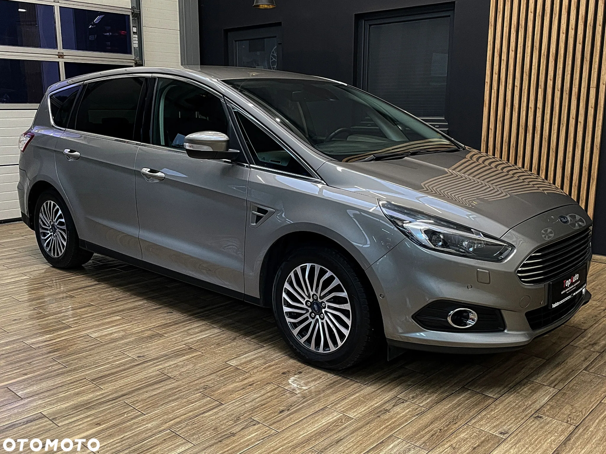 Ford S-Max 2.0 EcoBoost Titanium - 6