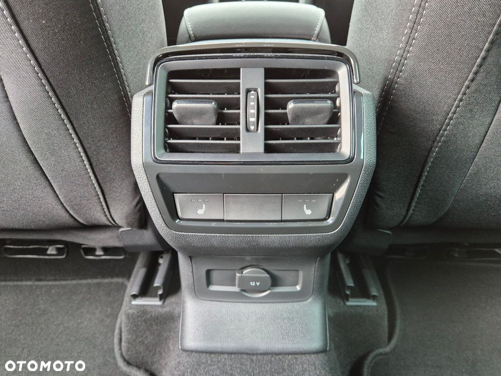 Skoda Karoq 1.5 TSI ACT Sportline DSG - 32