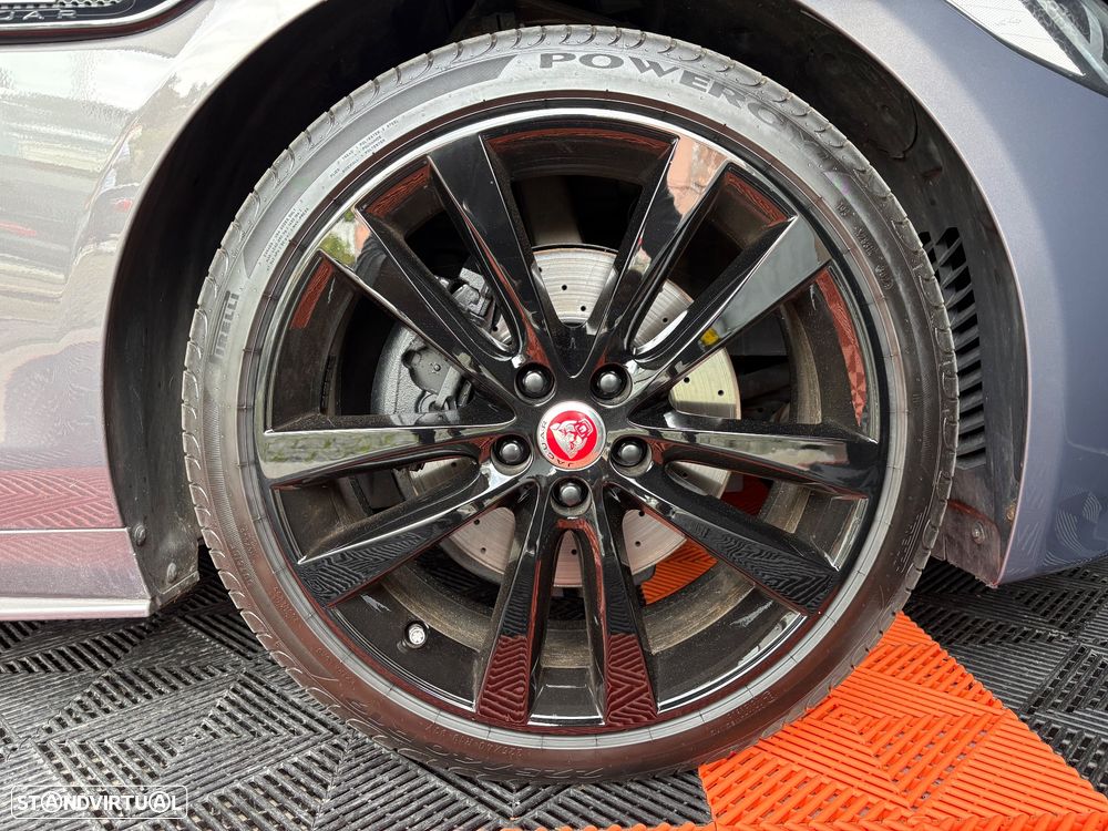Jaguar XE 20d Aut. R-Sport - 4