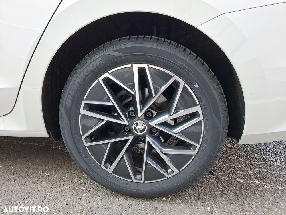 Skoda Octavia 2.0 TDI STYLE DSG - 7