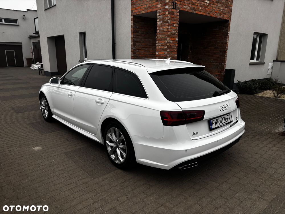 Audi A6 Avant - 16