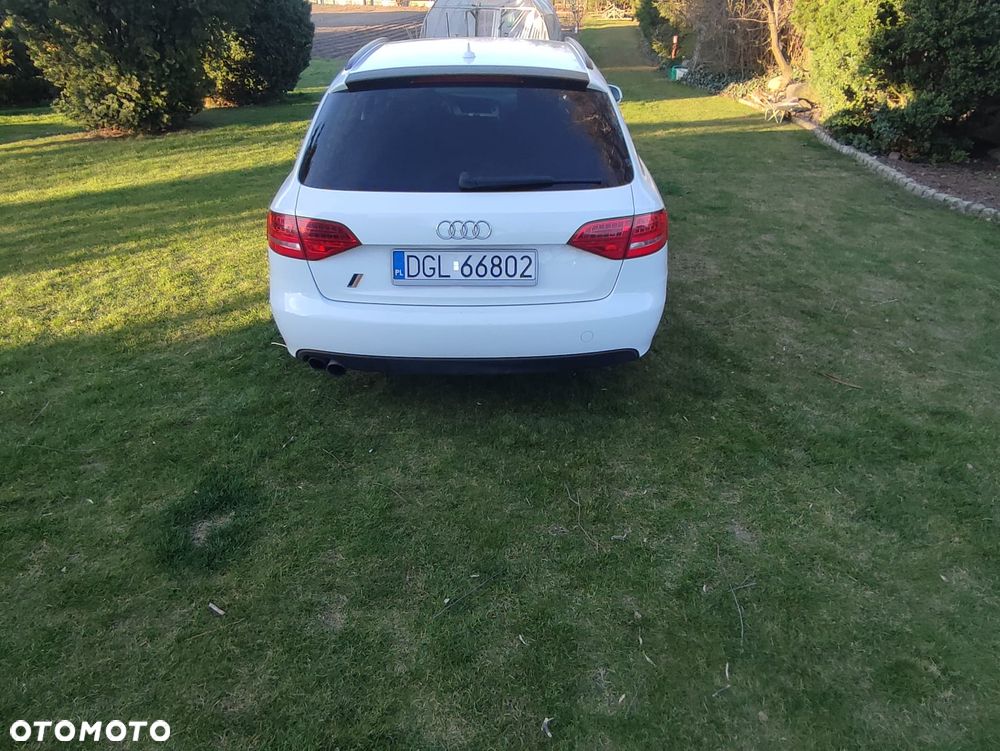 Audi A4 Avant 2.0 TDI - 5