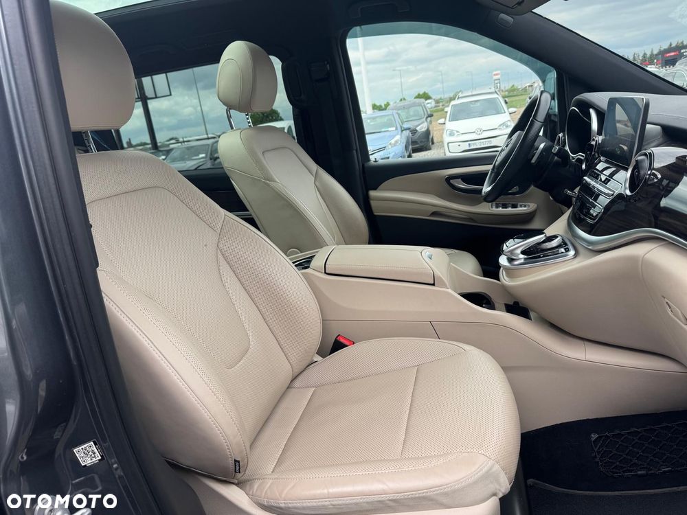 Mercedes-Benz Klasa V 300 d lang 9G-TRONIC Avantgarde Edition 2020 - 23