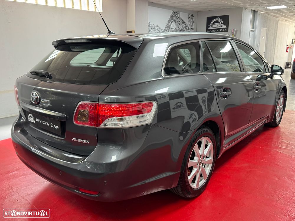 Toyota Avensis SW 2.0 D-4D Exclusive +Pele+GPS - 8