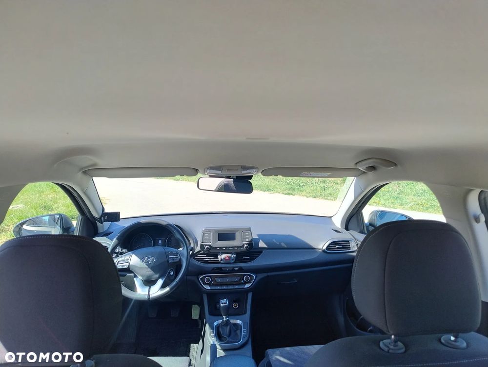 Hyundai i30 1.5 DPI Modern - 13