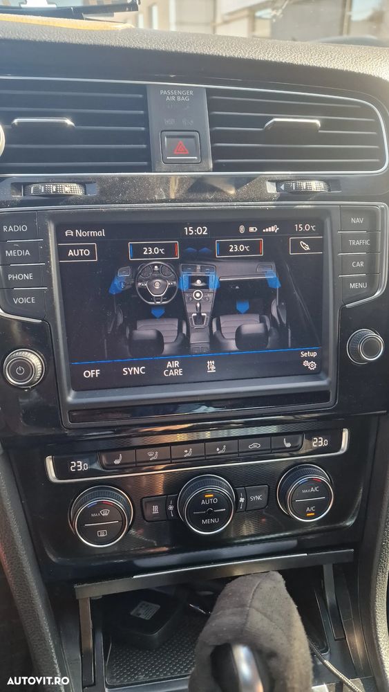 Volkswagen Golf GTD (BlueMotion Technology) DSG - 22