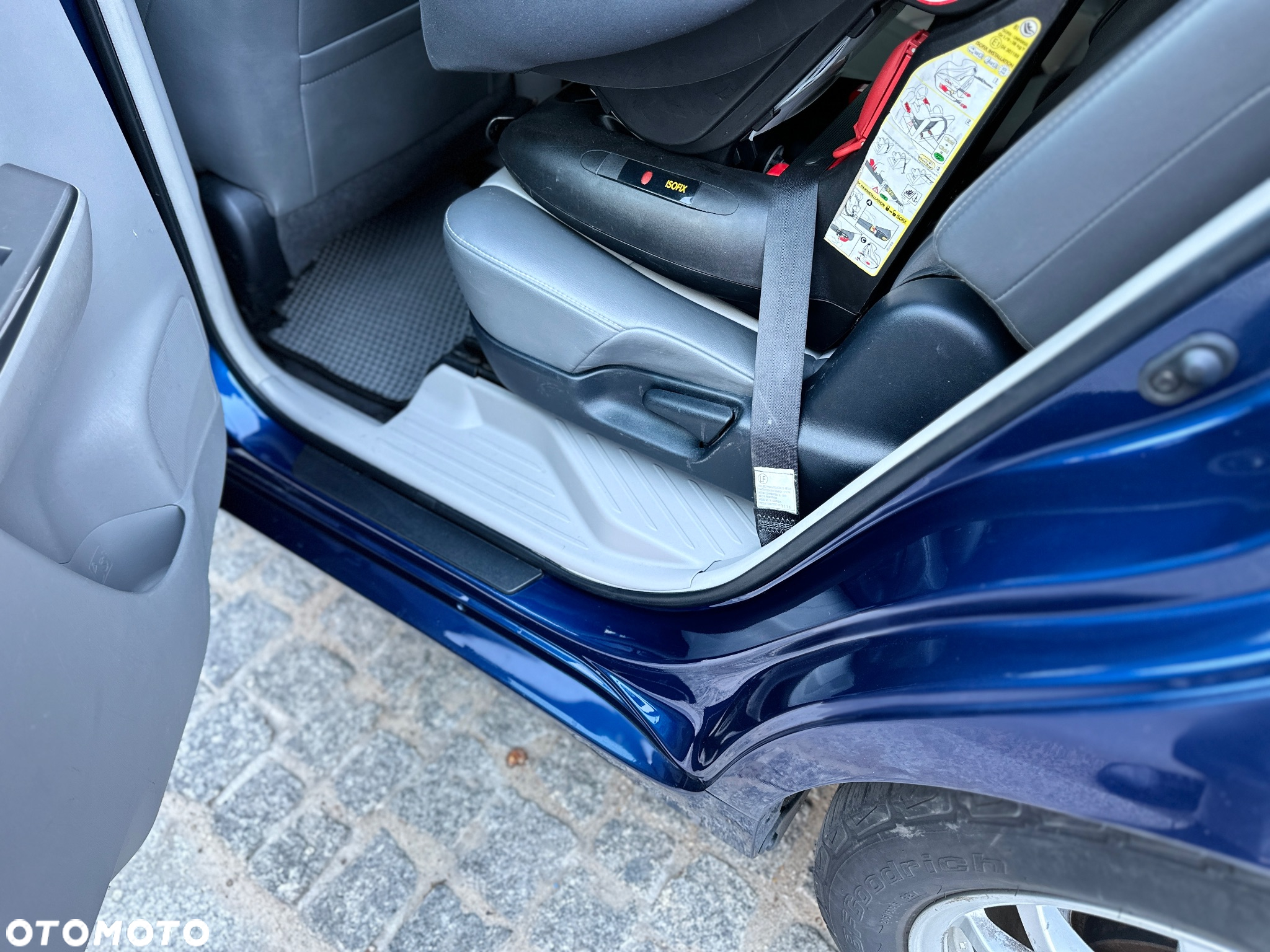 Toyota Prius+ (Hybrid) Comfort - 8