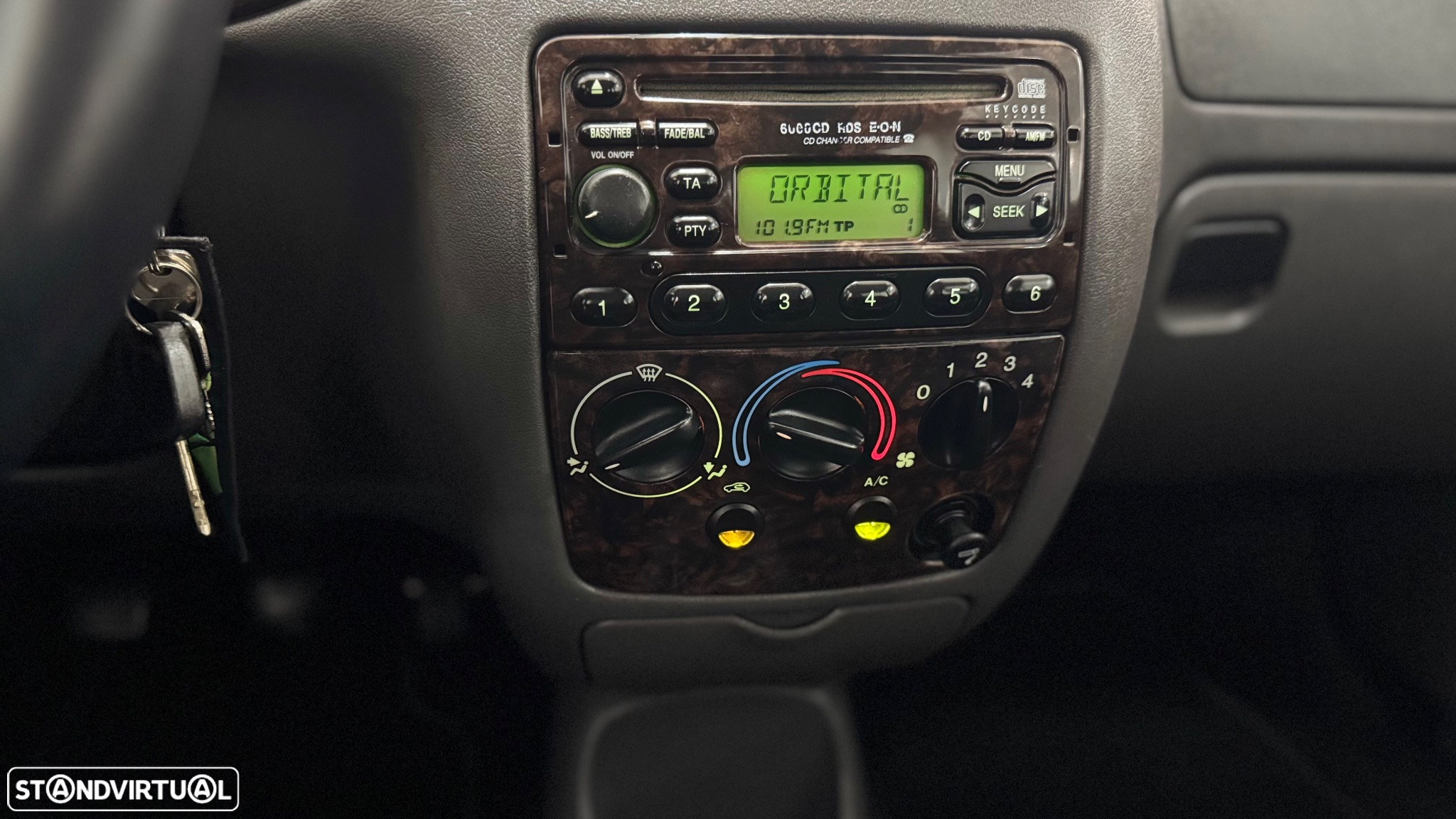 Ford Fiesta 1.25 Ghia - 21