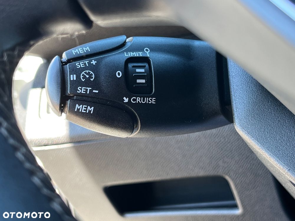 Peugeot 5008 PureTech 130 Stop & Start Allure - 13