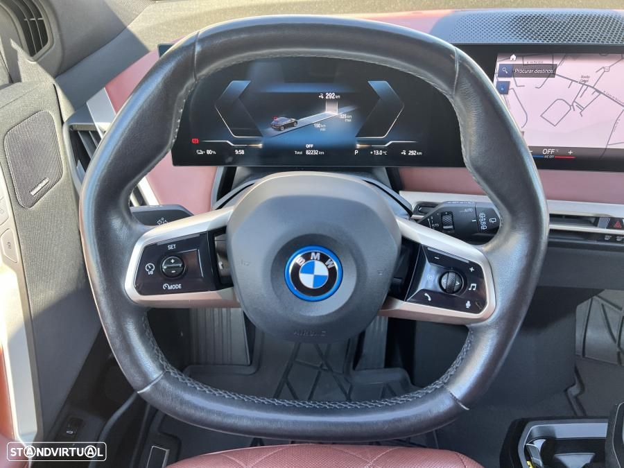 BMW iX xDrive 40 Pack Desportivo - 36