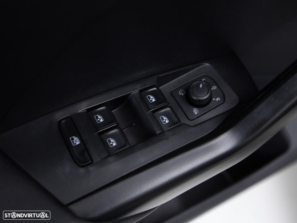 VW T-Cross 1.0 TSI - 14