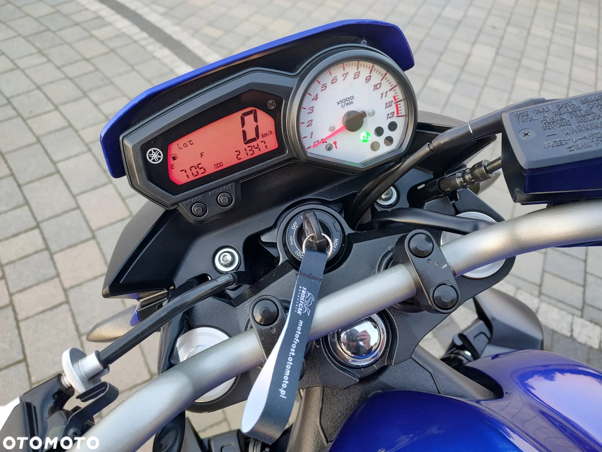 Yamaha FZ8 - 12