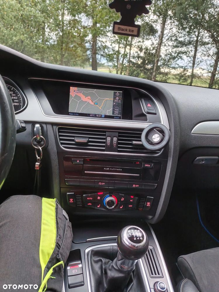 Audi A4 Avant 2.0 TDI - 6