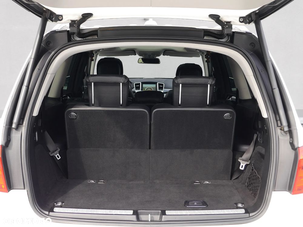 Mercedes-Benz GL 500 4-Matic - 31