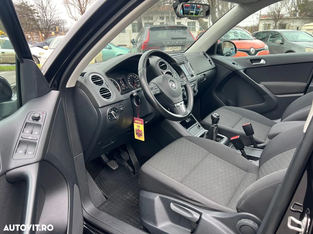 Volkswagen Tiguan 2.0 TDI SCR BlueMotion Technology Sport & Style - 10