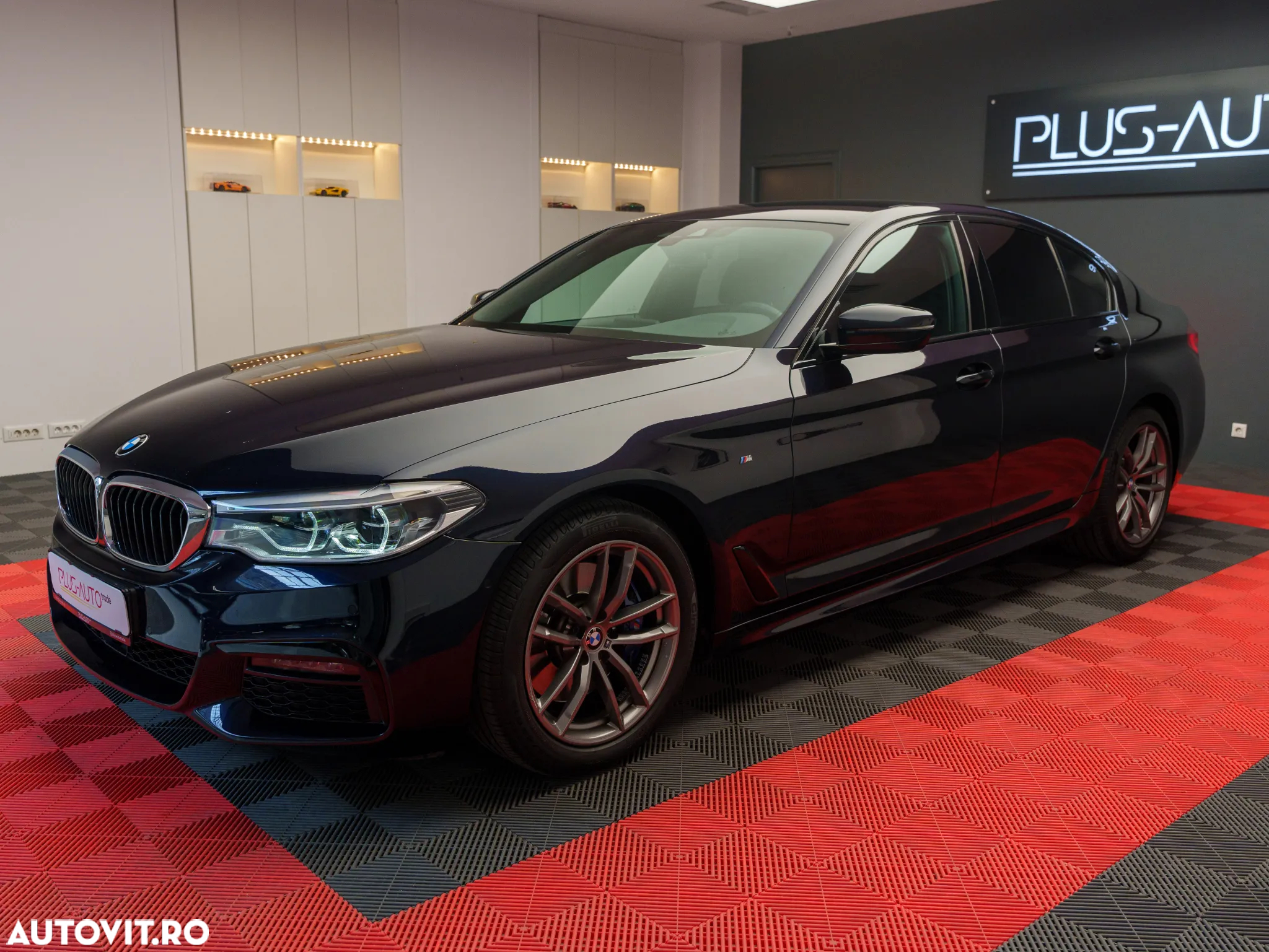 BMW Seria 5 530d xDrive Aut. - 4