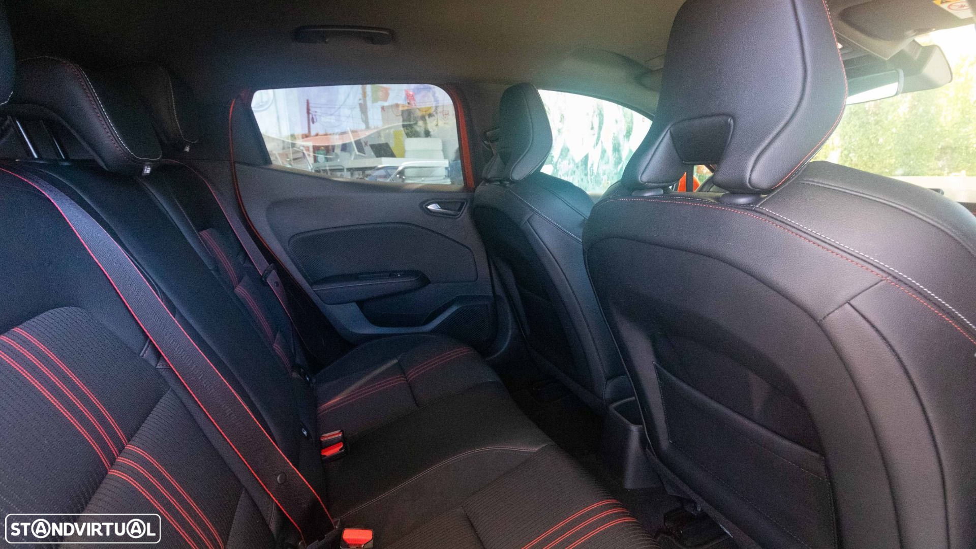 Renault Clio 1.0 TCe RS Line - 9