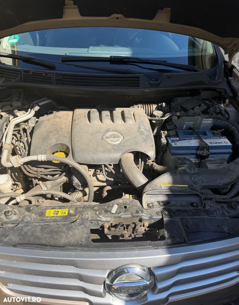 Nissan Qashqai+2 - 10