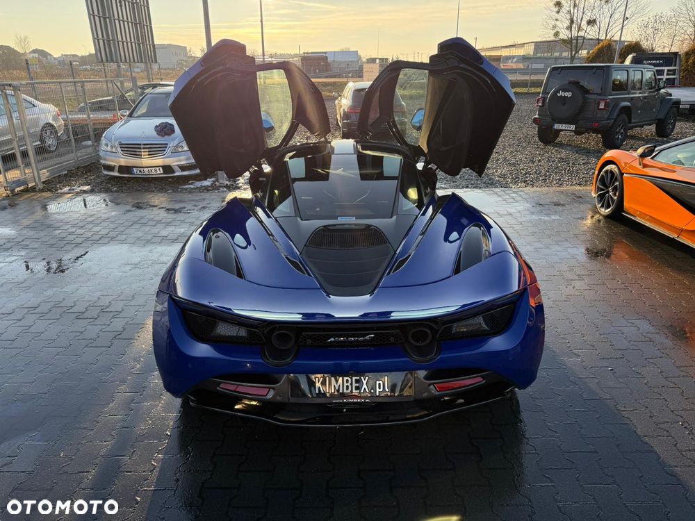 McLaren 720S Coupe Standard - 12