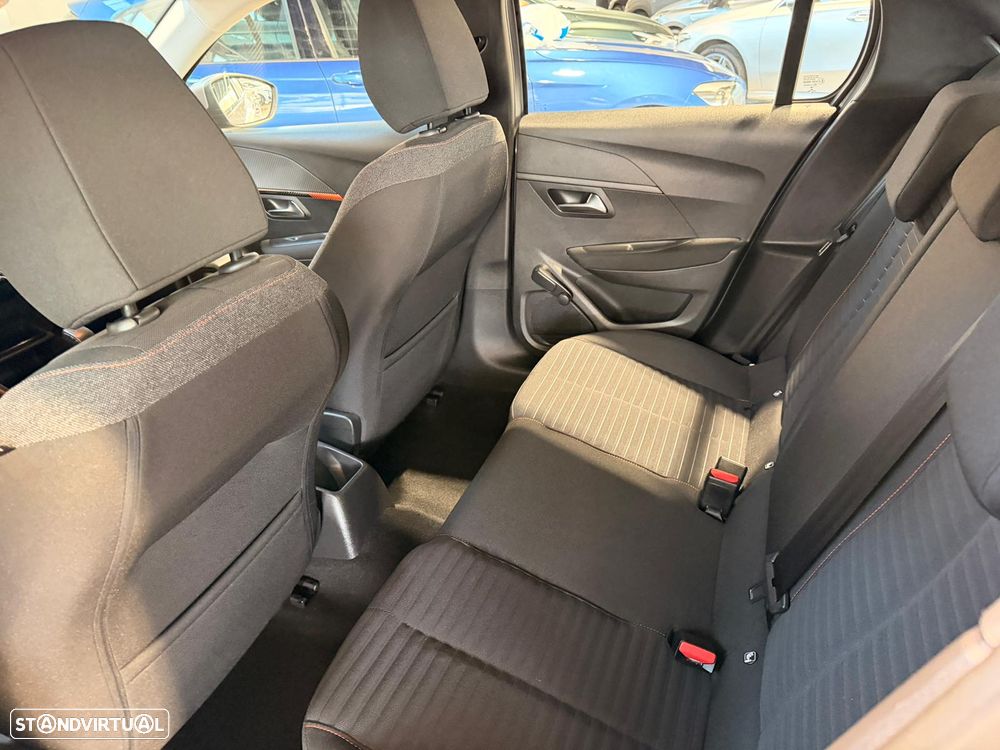 Peugeot 208 1.2 PureTech Active - 15