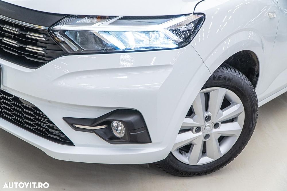 Dacia Logan TCe 90 MT6 Prestige - 38