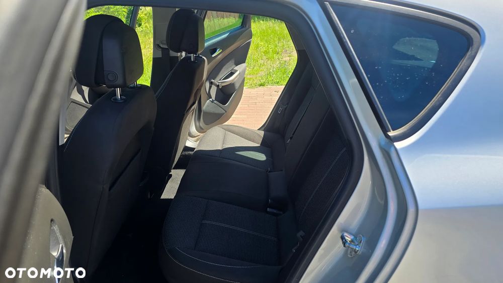 Opel Astra 1.7 CDTI DPF Color Edition - 28