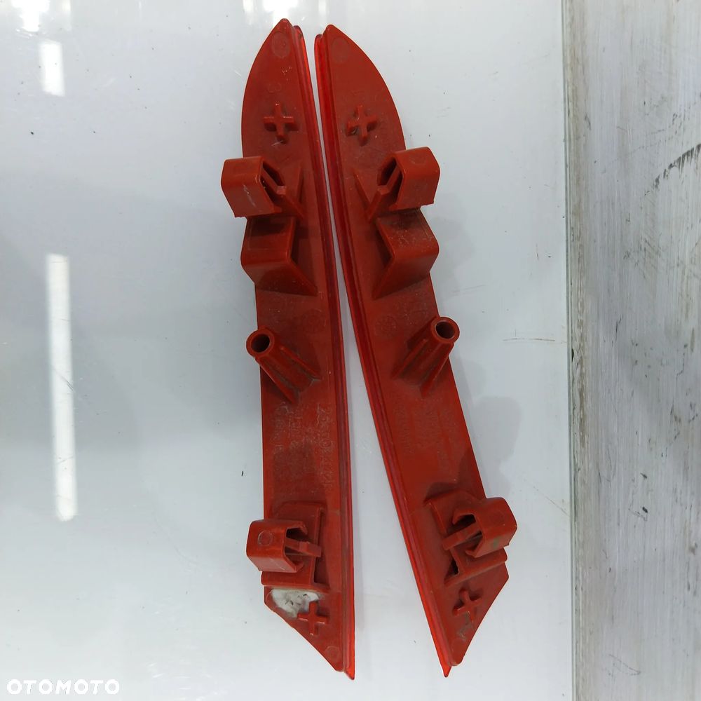 ODBLASK ZDERZAKA TYLNEGO TYŁ LEWY do RENAULT CLIO V 5 MK5 2019- - 2