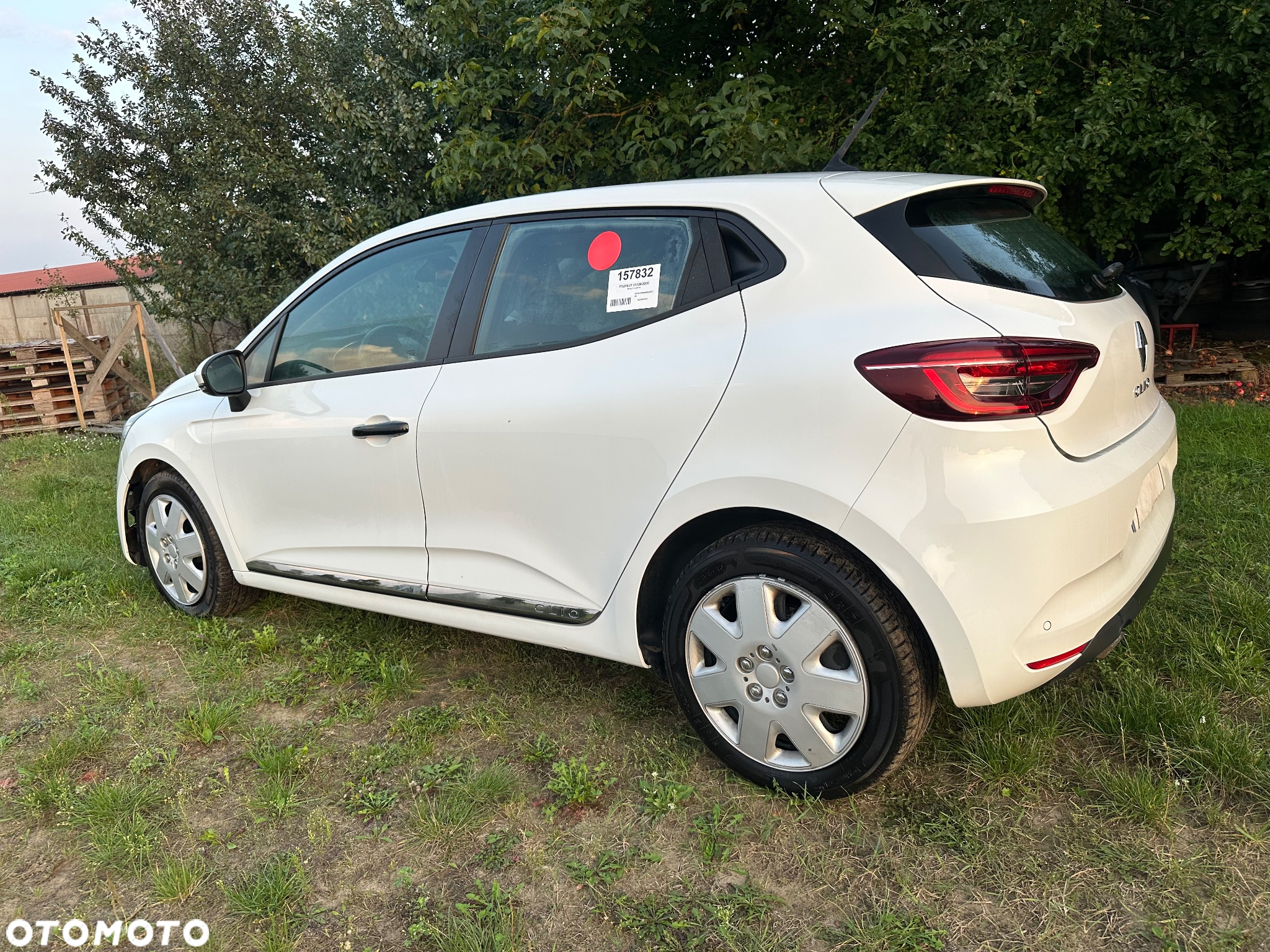 Renault Clio TCe 90 TECHNO - 9