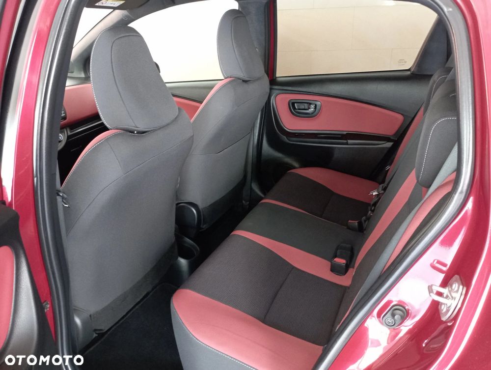 Toyota Yaris 1.5 Selection - 11