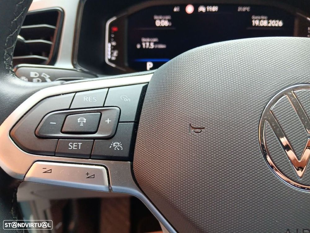 VW T-Roc 1.5 TSI Urban DSG - 16