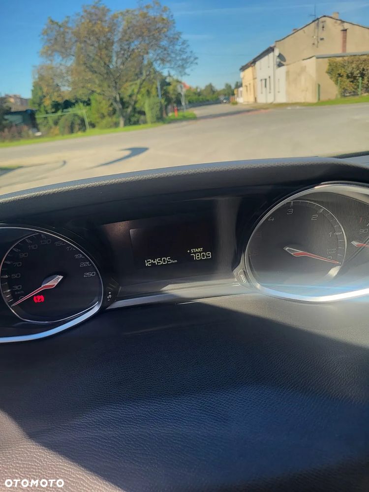 Peugeot 308 SW 1.6 BlueHDi Allure S&S EAT6 - 9
