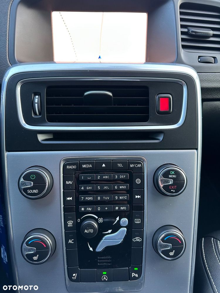 Volvo V60 - 36