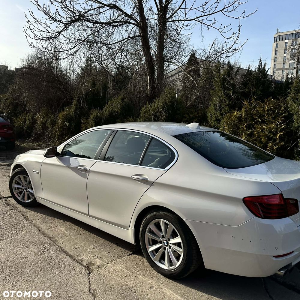 BMW Seria 5 520d - 13