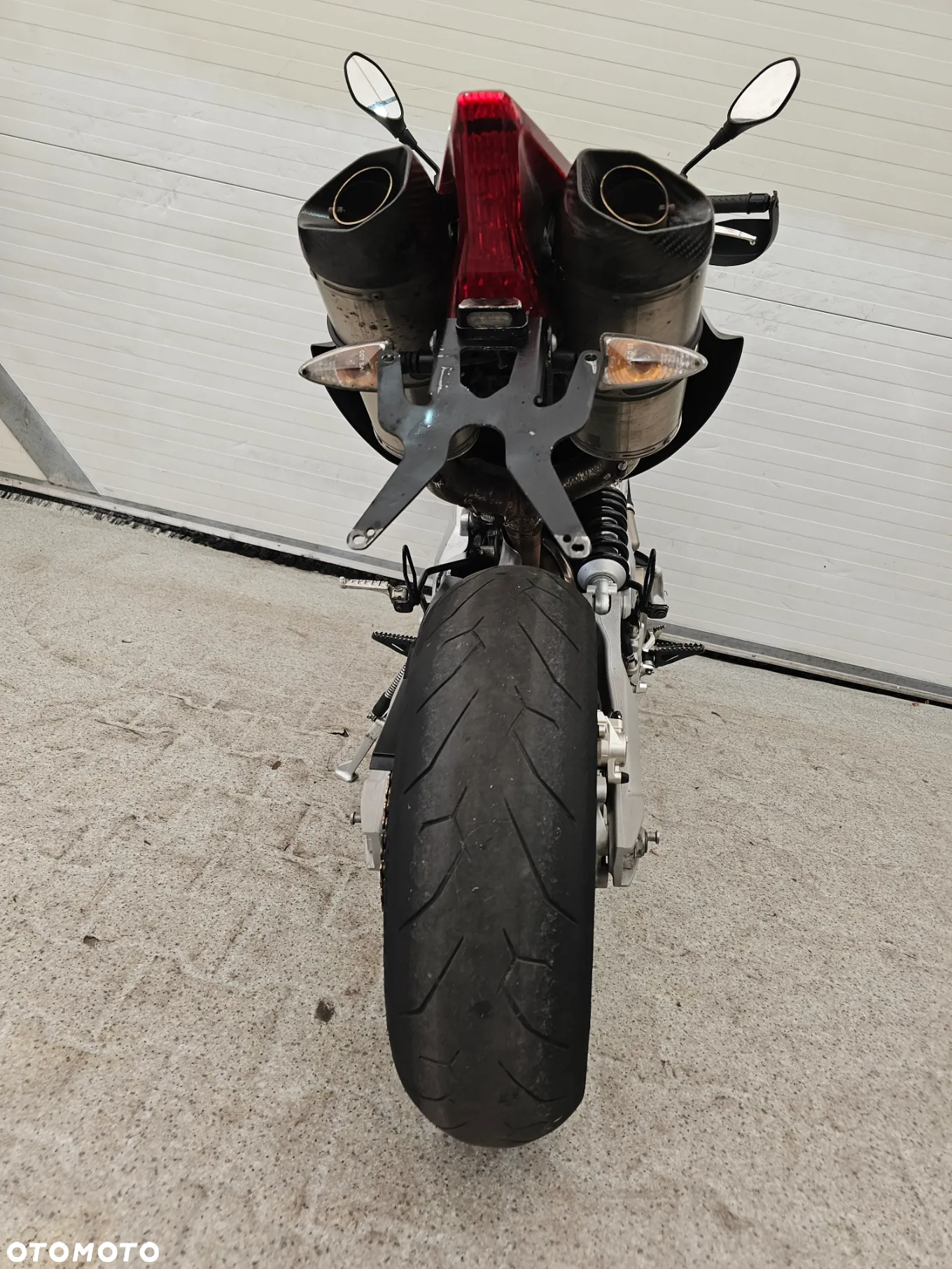 Aprilia Dorsoduro - 21